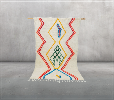 Handgefertigter Azilal-Teppich, 245 x 150 cm || 8,04 x 4,92 Fuß, AZ-154