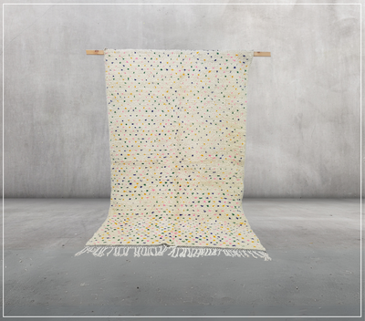 Handgefertigter Azilal-Teppich, 240 x 150 cm || 7,87 x 4,92 Fuß, AZ-136