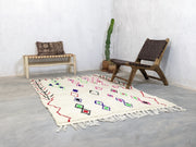 Handgefertigter Azilal-Teppich, 230 x 140 cm || 7,55 x 4,59 Fuß, AZ-184