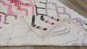 Großer Boucherouite-Teppich, 295 x 165 cm || 9,68 x 5,41 Fuß - KENZA & CO