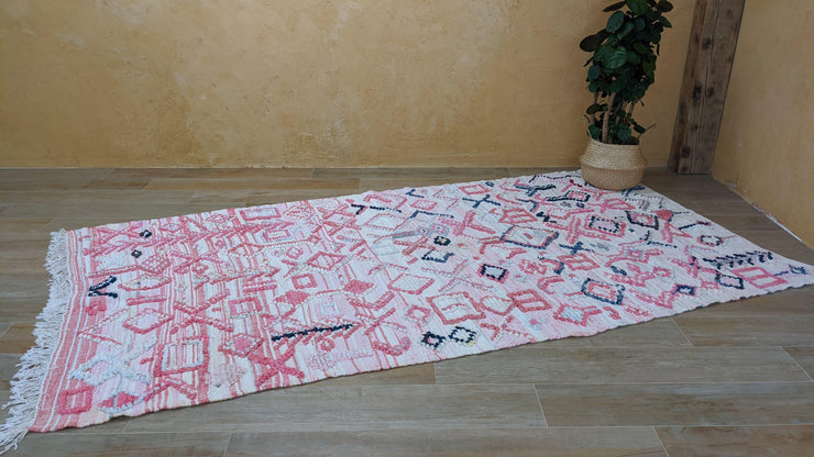 Großer Boucherouite-Teppich, 295 x 155 cm || 9,68 x 5,09 Fuß - KENZA & CO