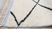 Handgefertigter Azilal-Teppich - 150 x 100 cm || 4,92 x 3,28 Fuß - KENZA & CO