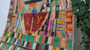 Handgefertigter Azilal-Teppich, 245 x 155 cm || 8,04 x 5,09 Fuß - KENZA & CO